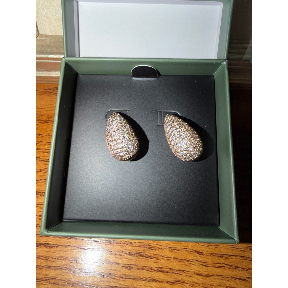 Jewels‎ by Sunaina Gold Tone Pave Cubic Zirconia Teardrop Stud Earrings New - Picture 1 of 2